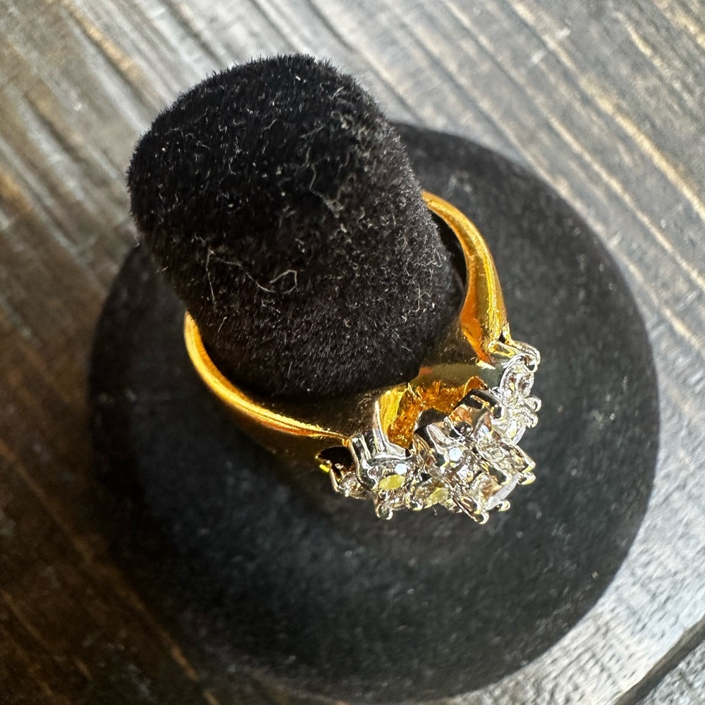 Ring - Picture 2 of 2
